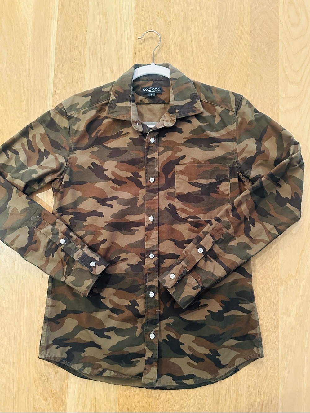 Oxford Victoria Camouflage Button-Down Shirt. Small